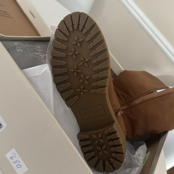 STYLE & COMPANY Womens Brown Cushioned Lug Sole Buckle Accent size 6M - Picture 6 of 7